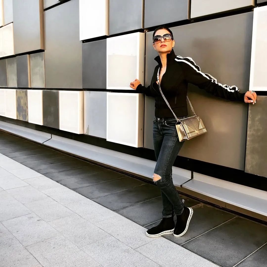 Sushmita Sen Height