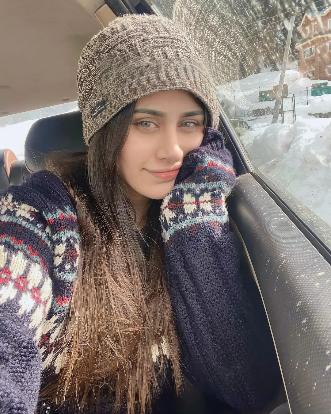 warina hussain