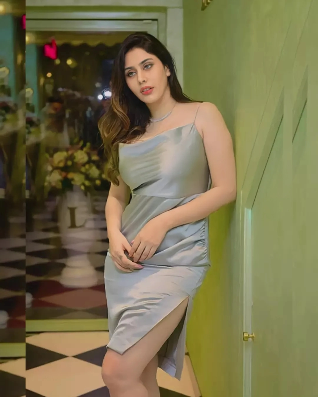 warina hussain